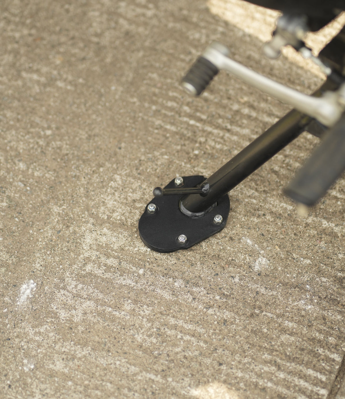 SIDE STAND EXTENDER for TRIUMPH SPEED 400 | Moto Torque