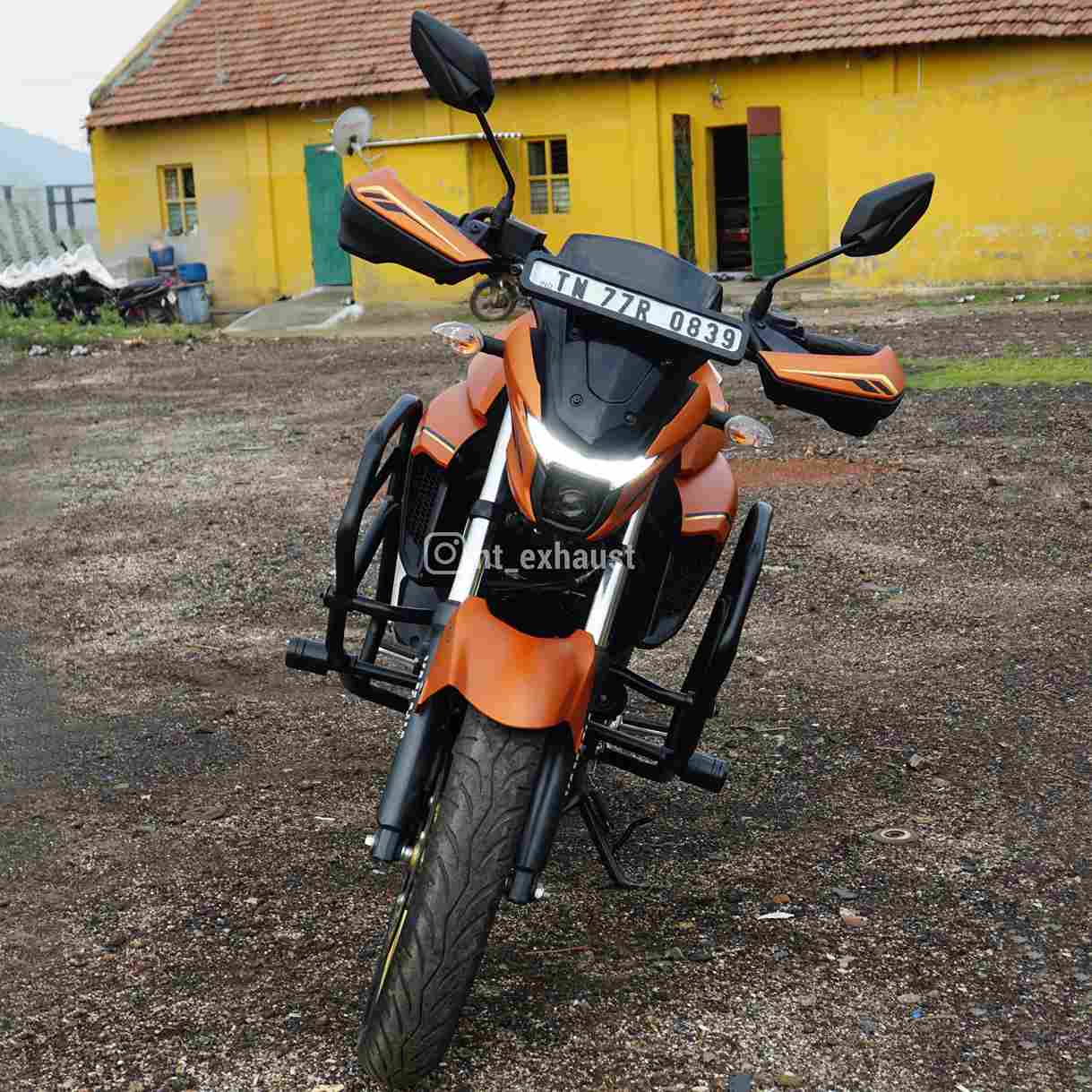 Crash Guard Hi-Tech Yamaha FZ25 – Rugged Strength for Maximum Stability