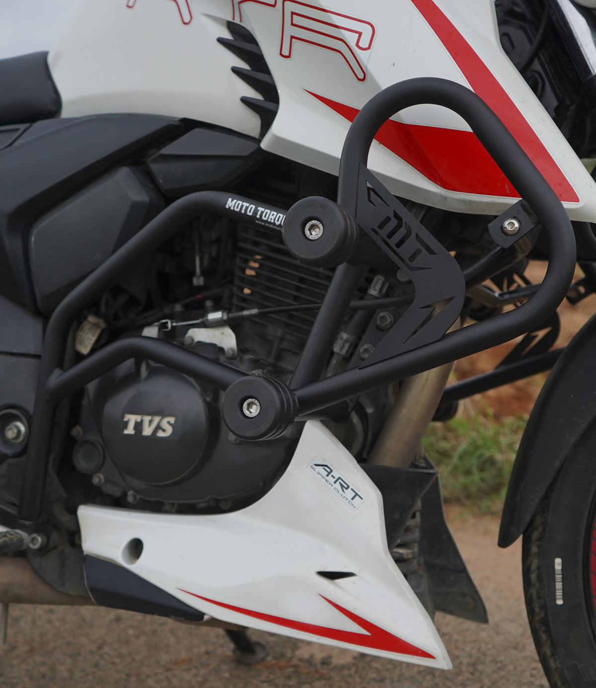 TVS APACHE RTR 200 4v CRASH GUARD | Moto Torque